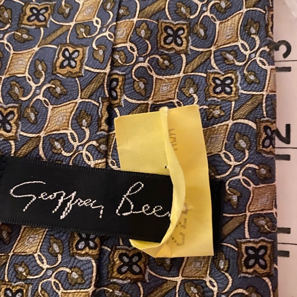 Geoffrey Beene - Picture 2 of 3